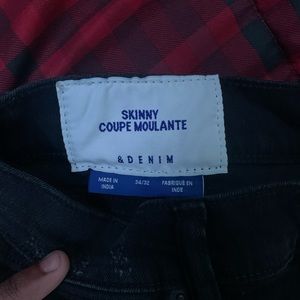 H&M Skinny Jeans size 34/32 open to offers
